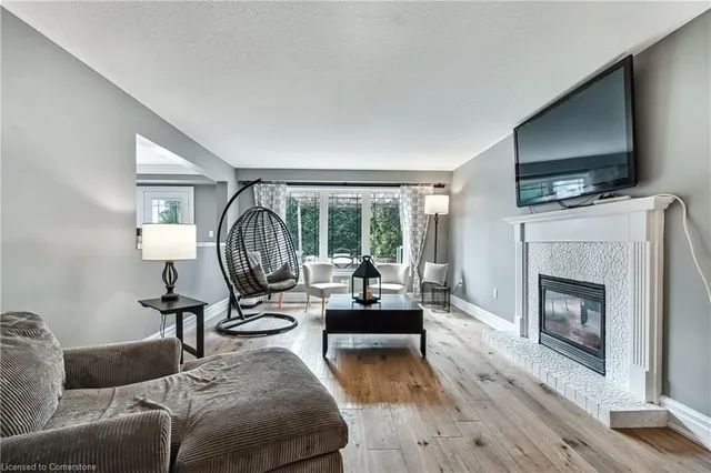 Additional image 9 of 27 Surrey Dr