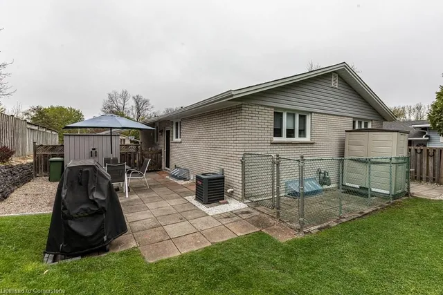 Additional image 45 of 3 Glen Crt