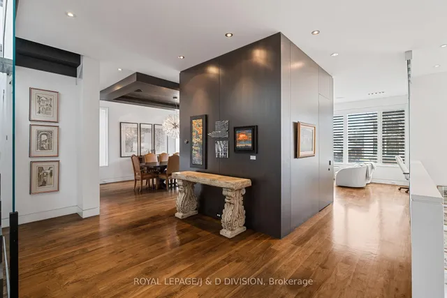 Additional image 14 of 64 Bannockburn Ave