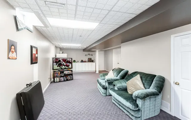 Additional image 31 of 97 Newport St