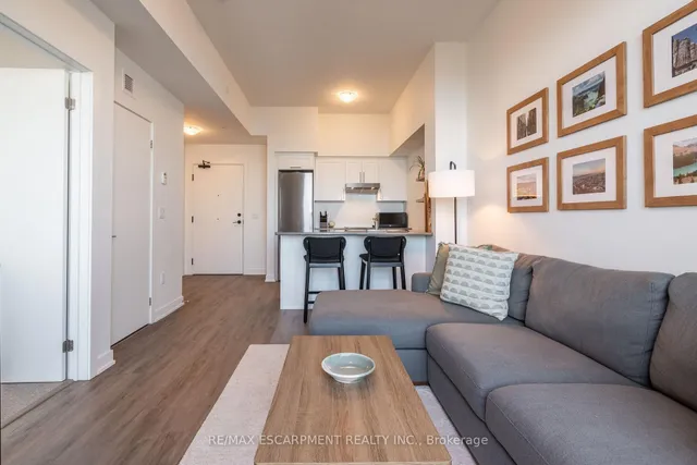 Additional image 17 of 600 North Service Rd Unit 613