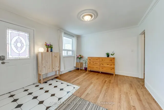 Additional image 9 of 195 Clearbrooke Circ