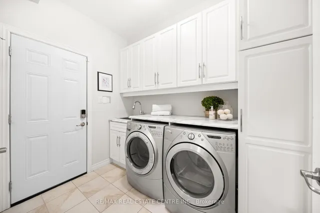 Additional image 7 of 441 Stonehenge Dr Unit 17