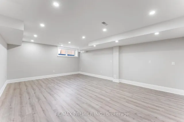 Additional image 42 of 31 Seventeenth St