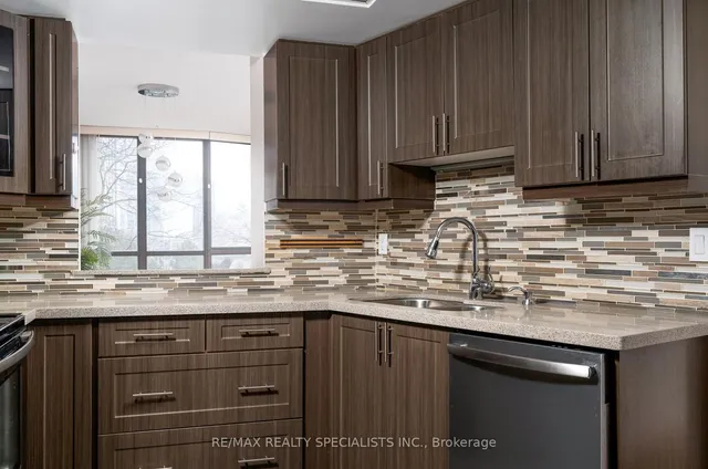 Additional image 17 of 4235 Sherwoodtowne Blvd Unit 406