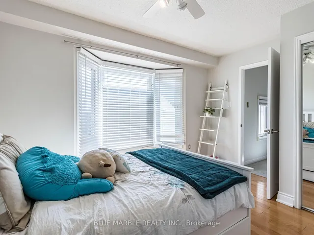 Additional image 27 of 5242 Micmac Cres