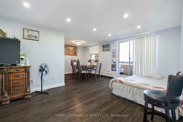 Additional image 10 of 3577 Derry Rd Unit 702