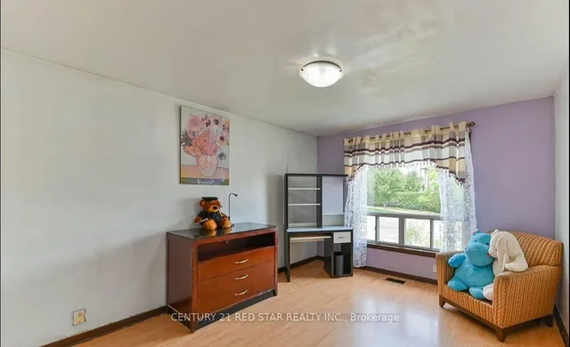 Additional image 21 of 35 Faulkner Cres