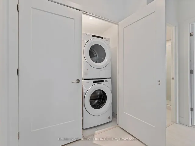 Additional image 38 of 30 Inn On The Park Dr Unit 221