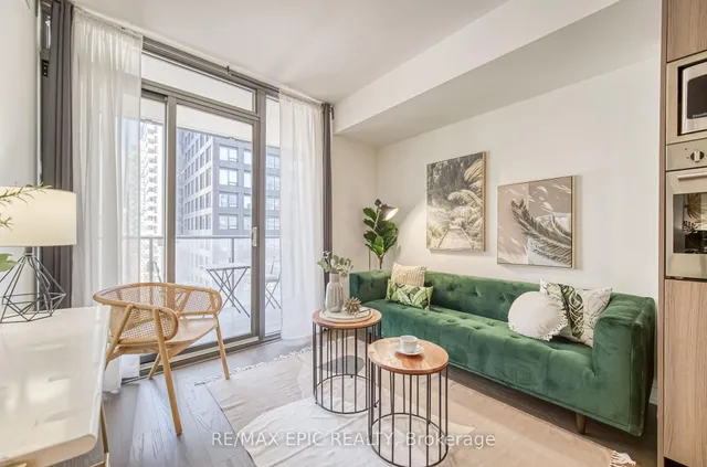 Additional image 16 of 11 Wellesley St Unit 909