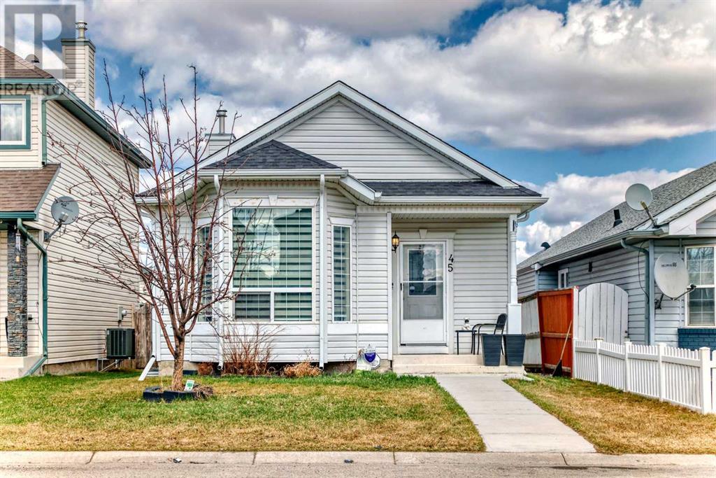 45 Tarington Green NE|Calgary, Alberta T3J3X3