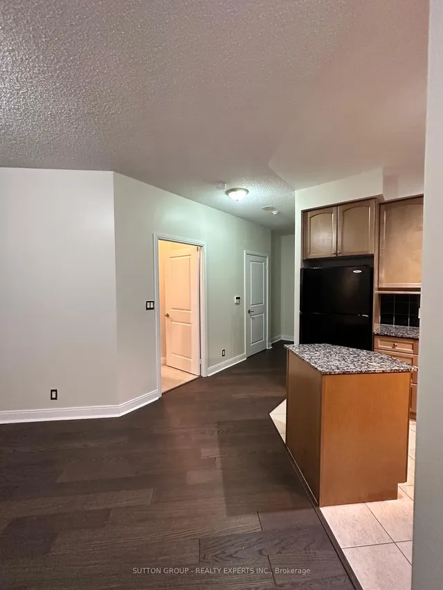 Additional image 3 of 80 Absolute Ave Unit 205