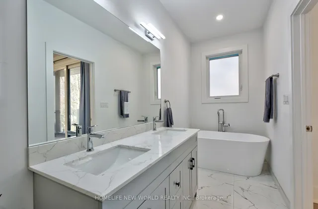 Additional image 32 of 253 Albany Ave