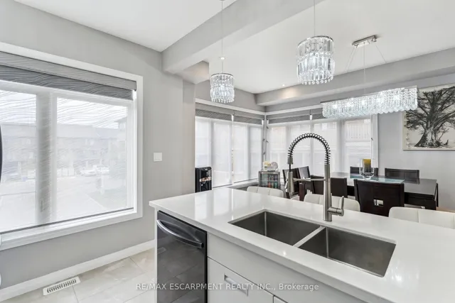 Additional image 11 of 30 Times Square Blvd Unit 305