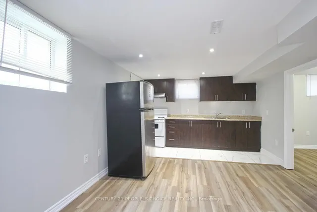 Additional image 35 of 6 Midhurst Dr