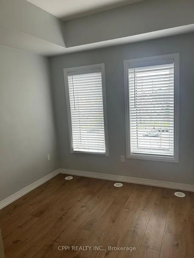 Additional image 15 of 402 The East Mall Dr Unit 318