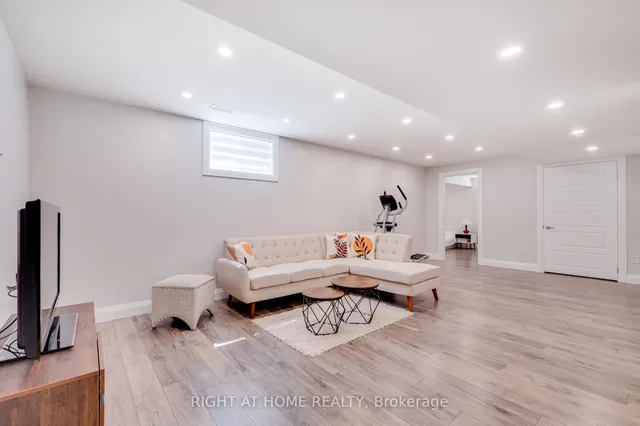 Additional image 43 of 23 Breckwood Pl