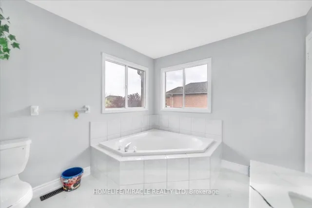 Additional image 26 of 4 Peppertree Cres