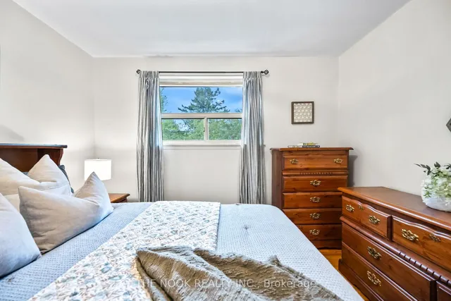 Additional image 23 of 5 Starlake Dr