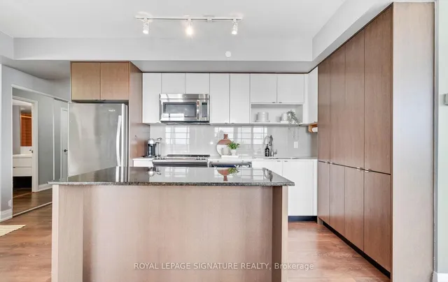 Additional image 10 of 9 Valhalla Inn Rd Unit 1402