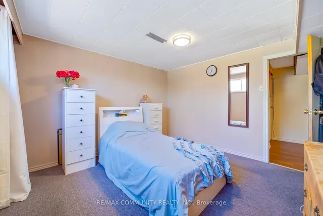 Additional image 28 of 103 Packard Blvd