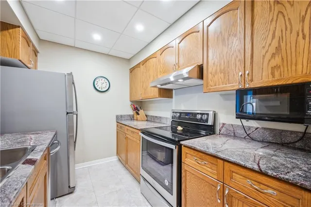 Additional image 11 of 10 Ellen St Unit 808