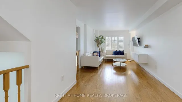 Additional image 9 of 371 Fairgate Way