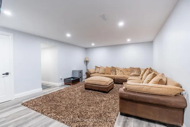 Additional image 32 of 1101 Highland St