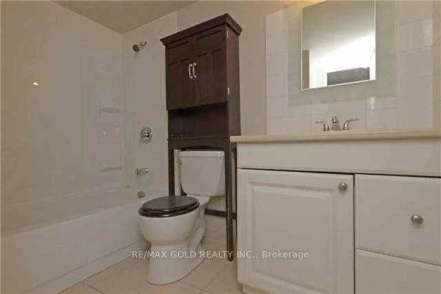 Additional image 20 of 18 Knightsbridge Rd Unit 809