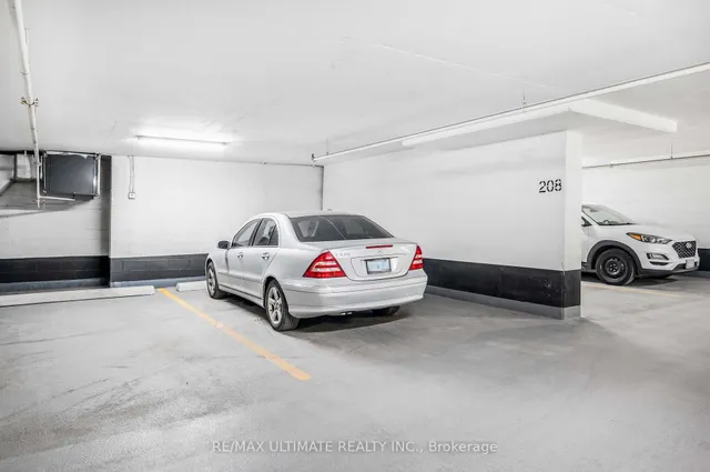 Additional image 29 of 33 Charles St Unit 3808