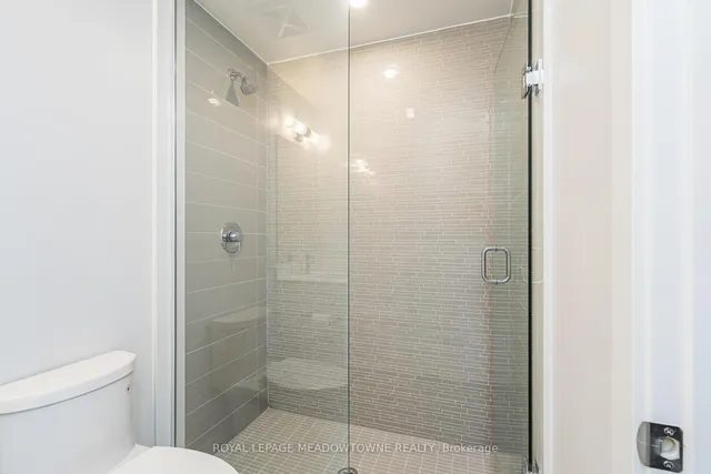 Additional image 17 of 1050 Main St Unit 617