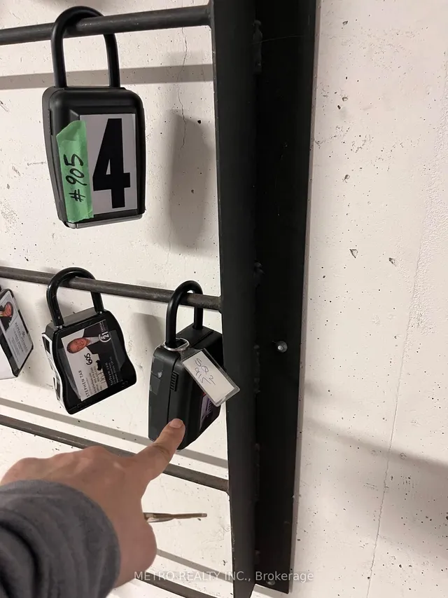 Additional image 38 of 80 Vanauley St Unit 915