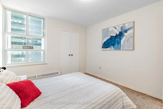 Additional image 20 of 360 Ridelle Ave Unit 1001