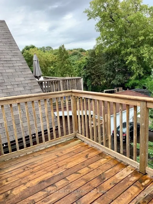 Additional image 27 of 413 Parkside Dr