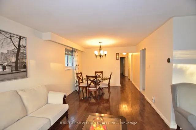 Additional image 16 of 35 Geneva Cres