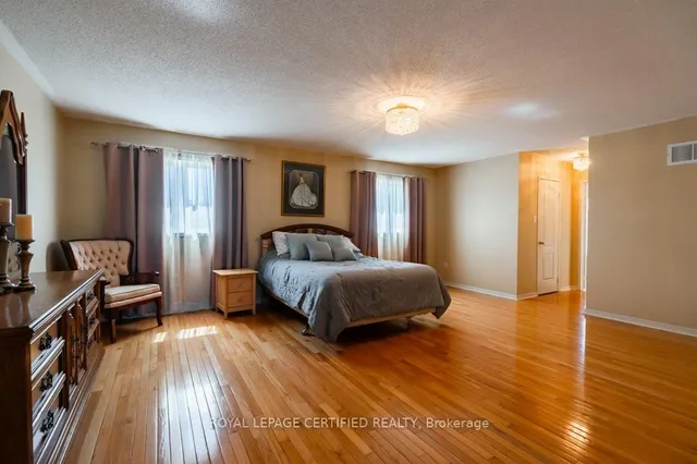 Additional image 32 of 29 Woodvalley Dr