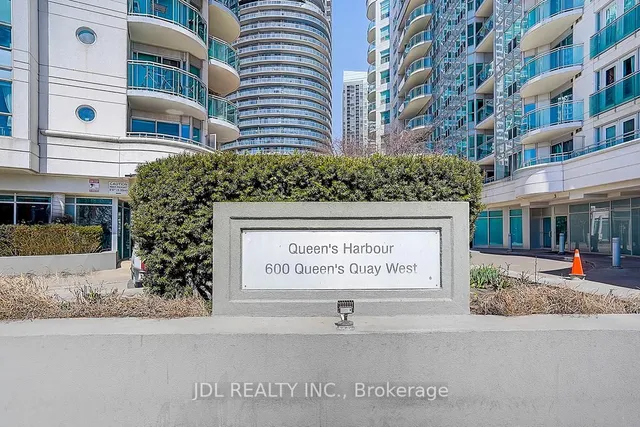Additional image 36 of 600 Queens Quay Unit 711
