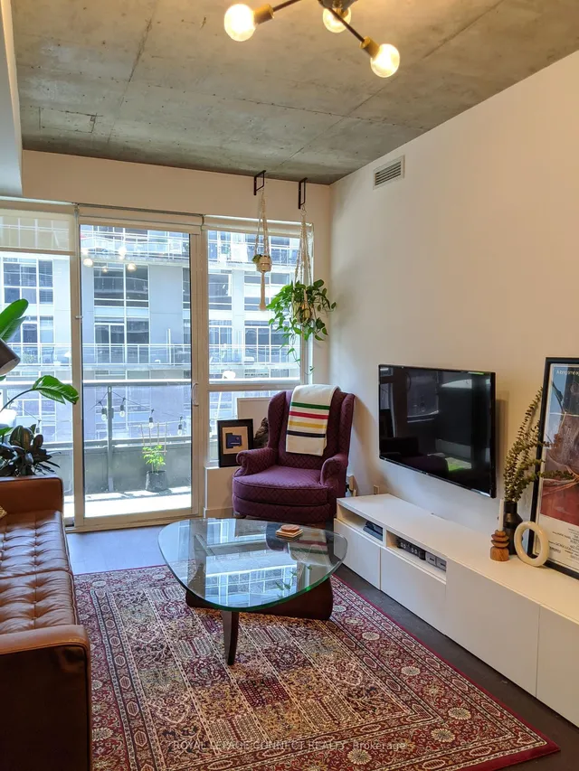 Additional image 2 of 1030 King St Unit 323