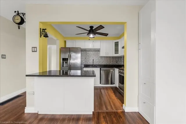 Additional image 15 of 1455 Garth St Unit 10