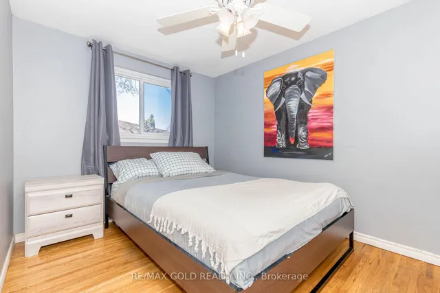 Additional image 33 of 37 Brookdale Cres