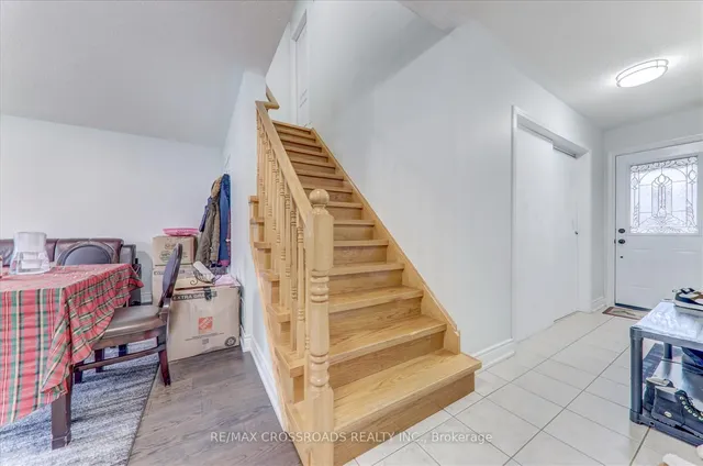 Additional image 12 of 19 Knotwood Cres