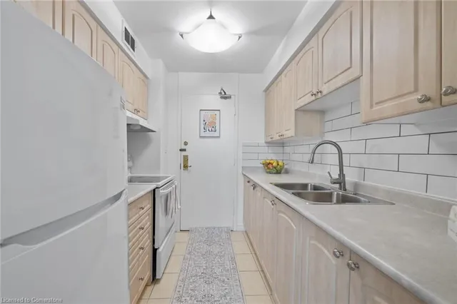 Additional image 11 of 135 Antibes Dr Unit 402