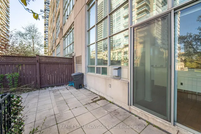 Additional image 20 of 300 Manitoba St Unit 102