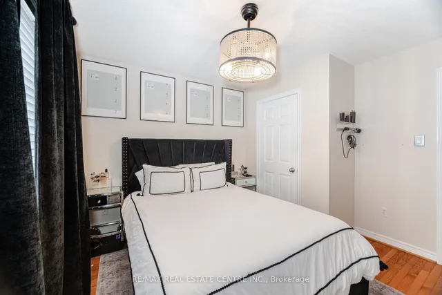 Additional image 35 of 21 FALSTAFF Rd