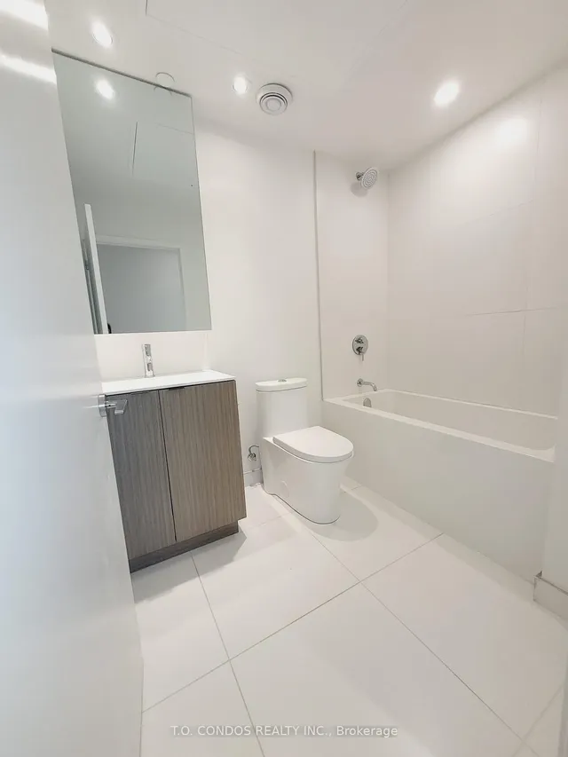 Additional image 17 of 20 Edward St Unit 1019