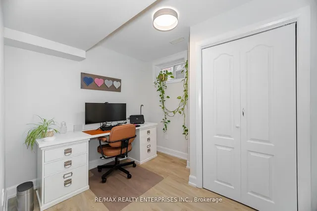 Additional image 19 of 2413 HILDA Dr