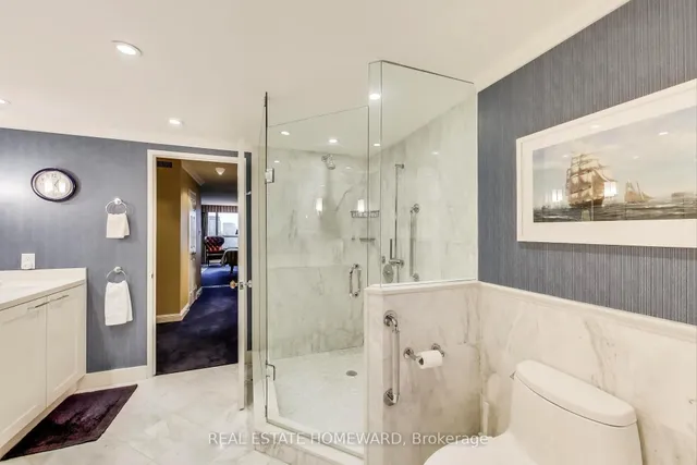 Additional image 27 of 130 Carlton St Unit 804