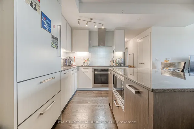 Additional image 11 of 3018 Yonge St Unit 803