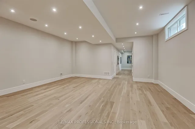 Additional image 3 of 466 Prince Edward Dr