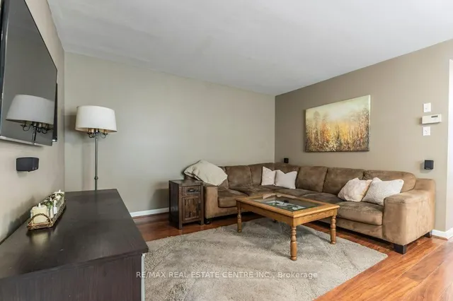 Additional image 14 of 46 Livingston Rd